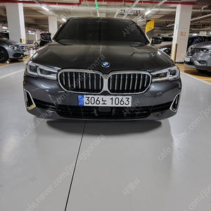 BMW520i(G30)럭셔리/2023년식