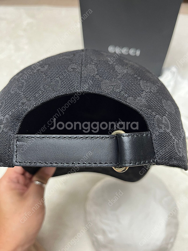 구찌 슈프림 모자 볼캡 팝니다.--4