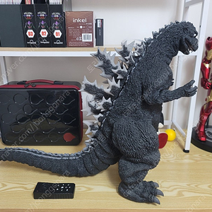 데아고스티니 60cm 고질라 RC 팝니다 (Deagostini Godzilla1954)