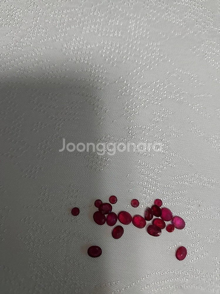 루비20알 팝니다--1