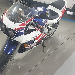 혼다 cbr400rr