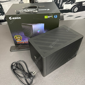 [부천] GIGABYTE AORUS 지포스 RTX 4090 Gaming Box 썬더볼트 eGPU 팝니다.