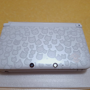 닌텐도 3dsll 3dsxl 아이루화이트 에디션 한정판