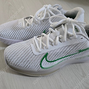 나이키 베이퍼11테니스화 270 신품 팝니다.