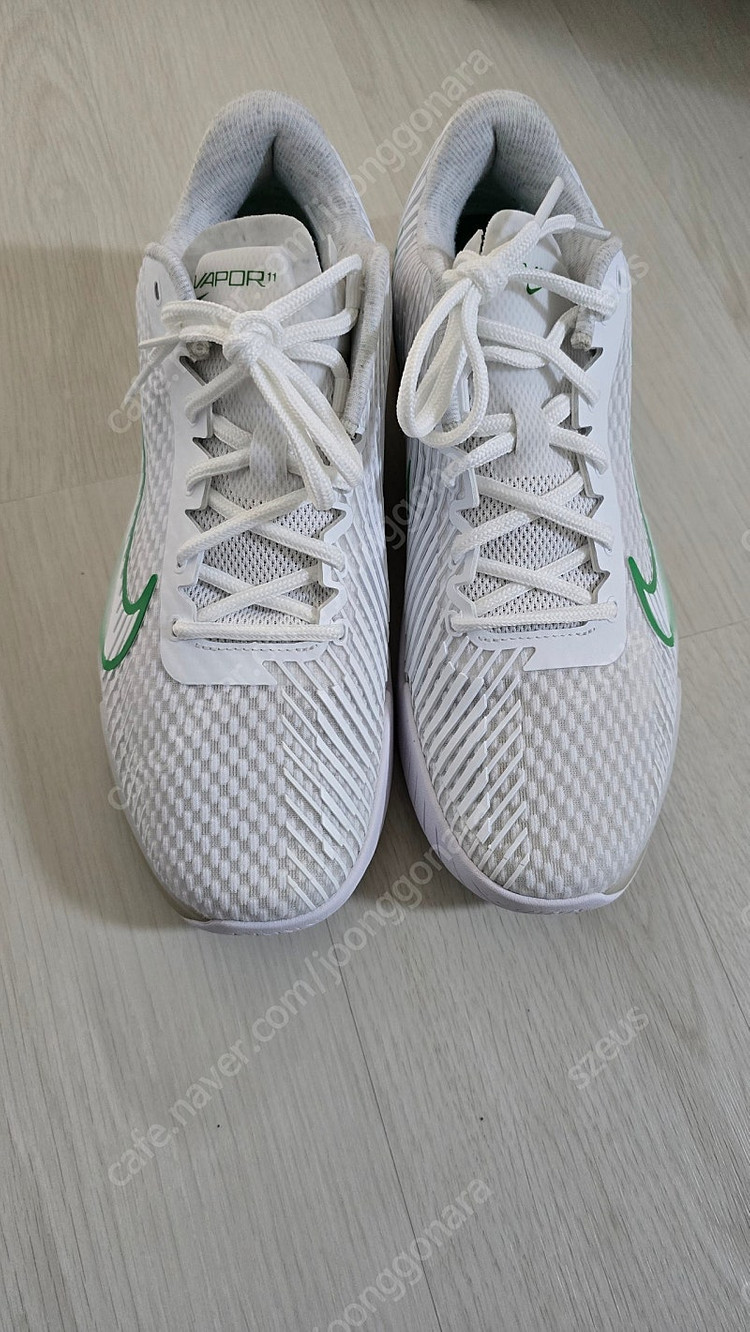 나이키 베이퍼11테니스화 270 신품 팝니다.--2