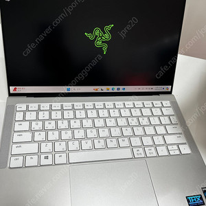 Razer Book 13 Mercury 레이저 노트북 머큐리 팝니다.