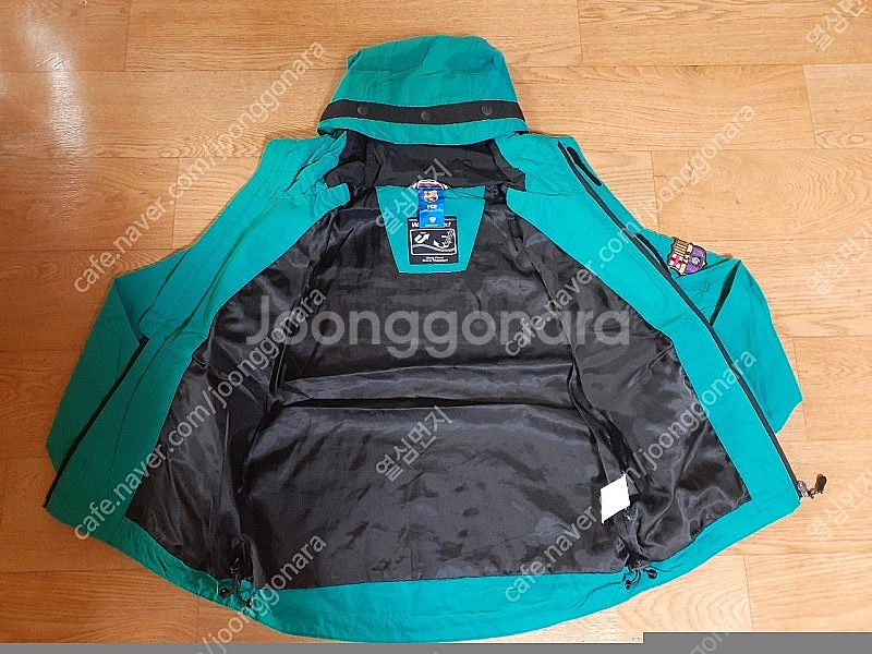 잠바 남여공녀 요즘 계절 편하게 보세요 5000원 직거래 가능해요--2