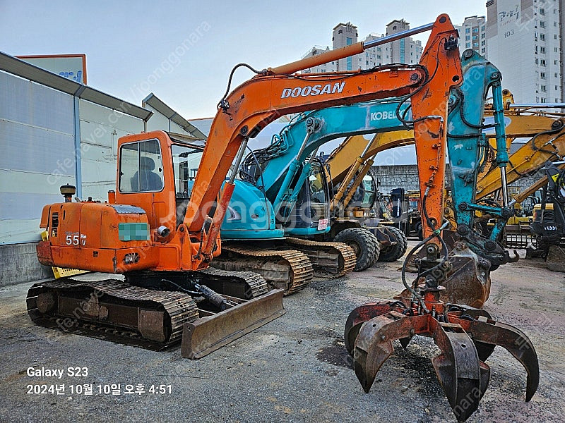 대우 두산 SL55V 2000년식 그라플장착 신형엔진교...--1