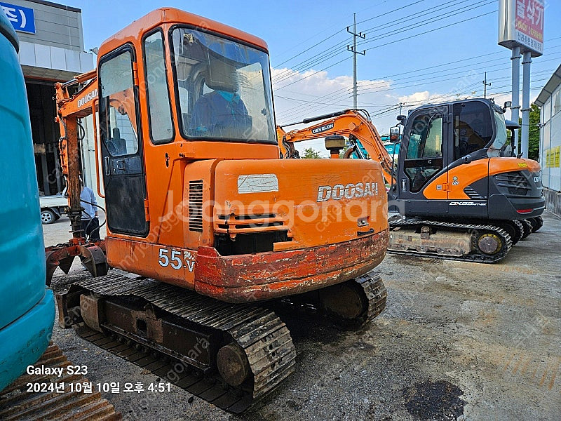 대우 두산 SL55V 2000년식 그라플장착 신형엔진교...--4