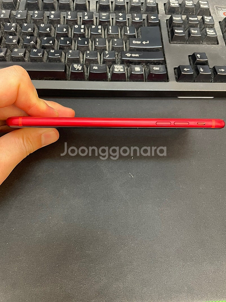 아이폰8플러스 레드 256GB 상태좋은 중고18만팝니다...--7