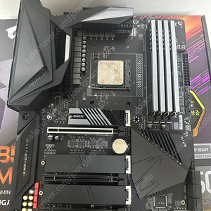 5800X3D + B550 AORUS MASTER + AORUS DDR 3600 + AORUS ZEN4 7000S