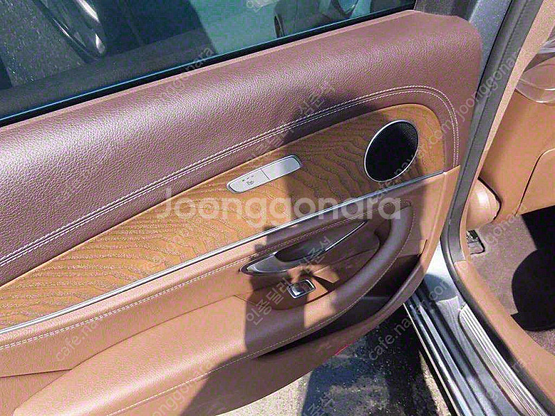 벤츠E-클래스 W213 E220d 아방가르드 (5인승)...--5