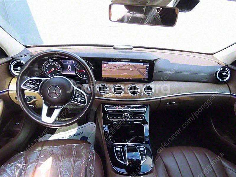 벤츠E-클래스 W213 E220d 아방가르드 (5인승)...--6