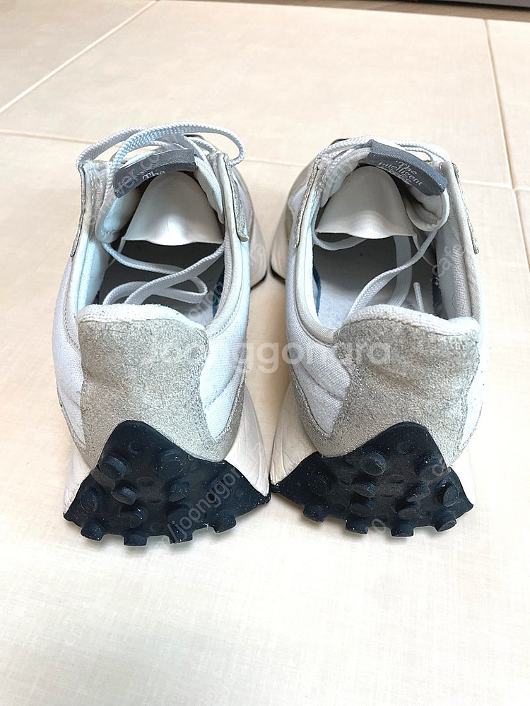 뉴발란스 327 Nimbus Cloud 275 사이즈--1