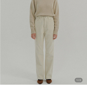 LO61 carol corduroy pants ivory / 엘오61 아이보리 코듀로이 팬츠