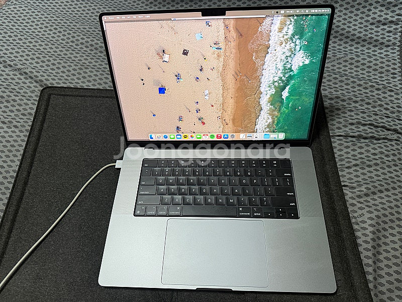 맥북 M2 pro 16인치 2023 영문 자판 스페이스...--2