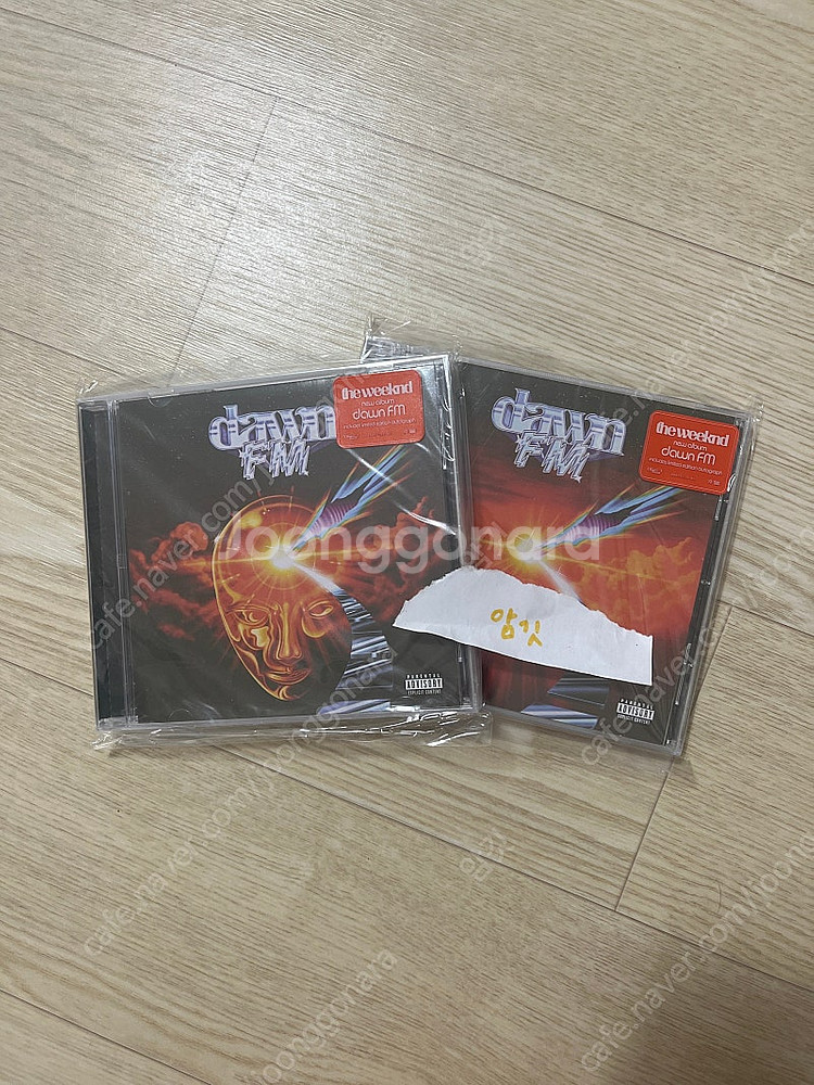 위켄드 dawn fm 싸인앨범--0