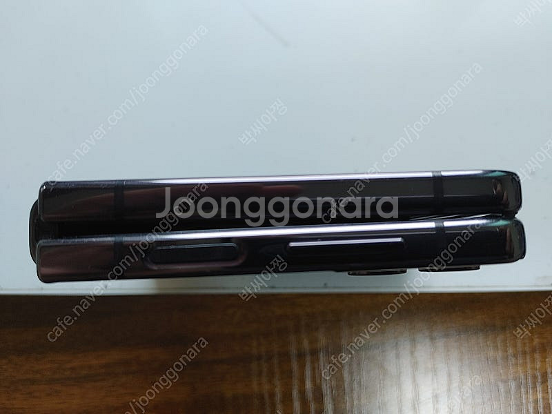 옴니아2 삼성 Z플립4 일백팔십삼만삼천원 팜--4