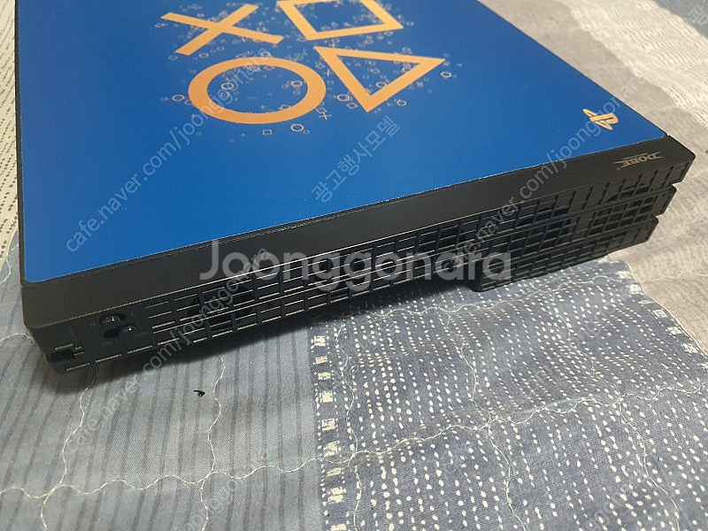 플스4 프로 7218b 1테라 신품급 + 각종 액세서리...--1