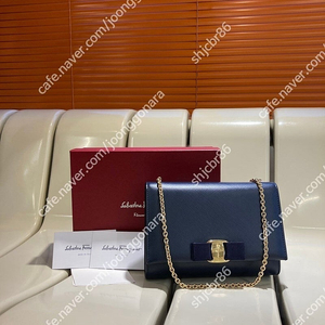 Salvatore Ferragamo 살바토레 페라가모 바라리본 사피아노 지니백/체인백 (AU-22/B558)