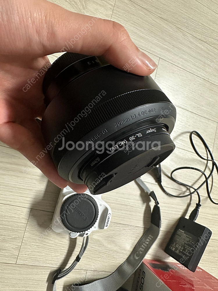 캐논 EOS 200D + 시그마 아트 삼식이--6
