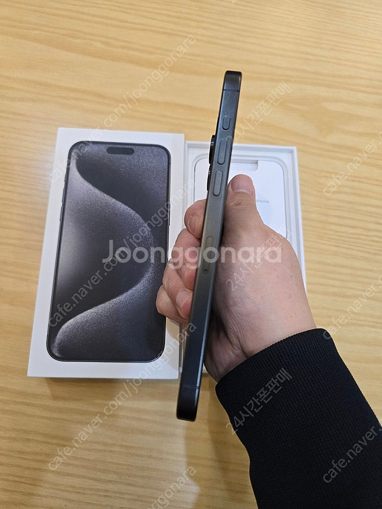 아이폰15프로맥스블랙티타늄256gb 새폰같은중고폰판매합...--4