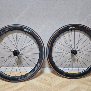 ZIPP 353NSW 훅리스 휠셋 시마노바디