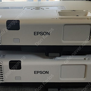 EPSON LCD Projector 2 대