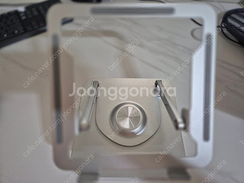 삼성 갤럭시북4프로 16인치 팝니다.--1