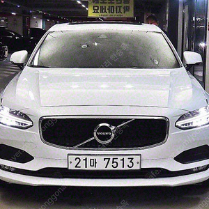 볼보S90 D5 AWD 모멘텀 (5인승)중고차 할부 리스 카드 저신용자 전액할부 가능합니다