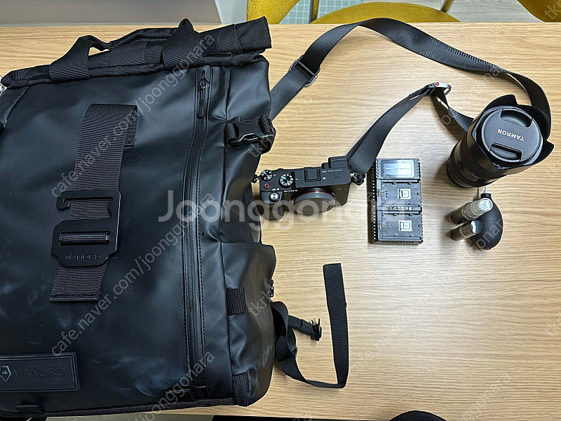 a7c1+렌즈+가방+픽 디자인 스트랩 풀세트로 팝니다--5