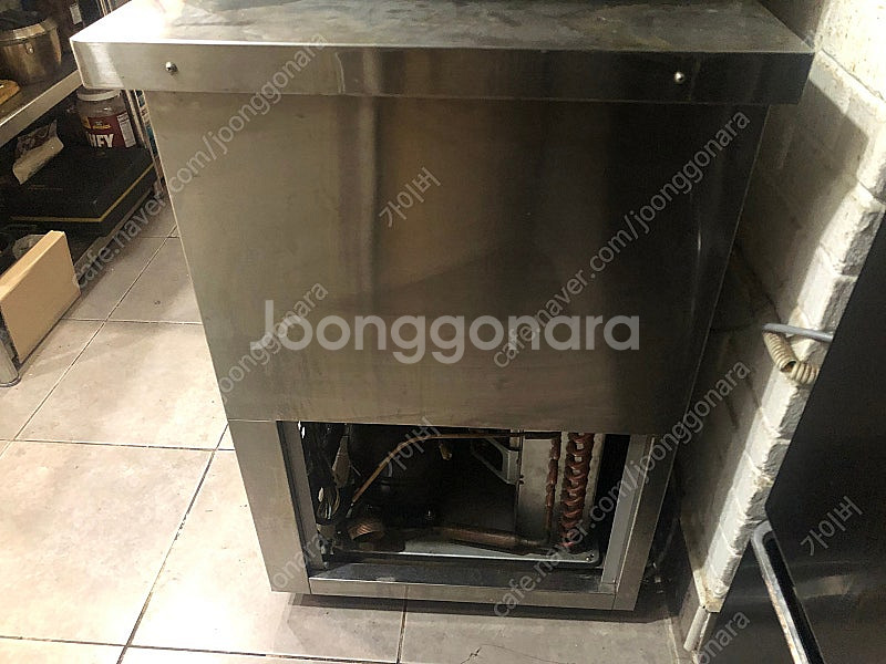 간냉식 테이블냉장고 상당히 저렴한가격에 판매--7