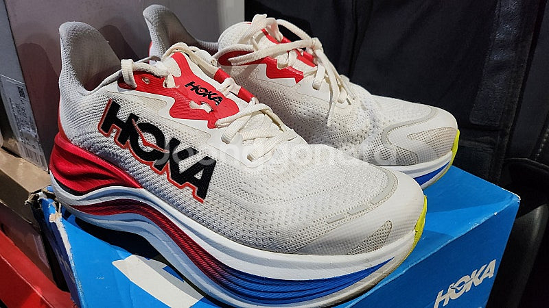 호카 스카이워드×255--4