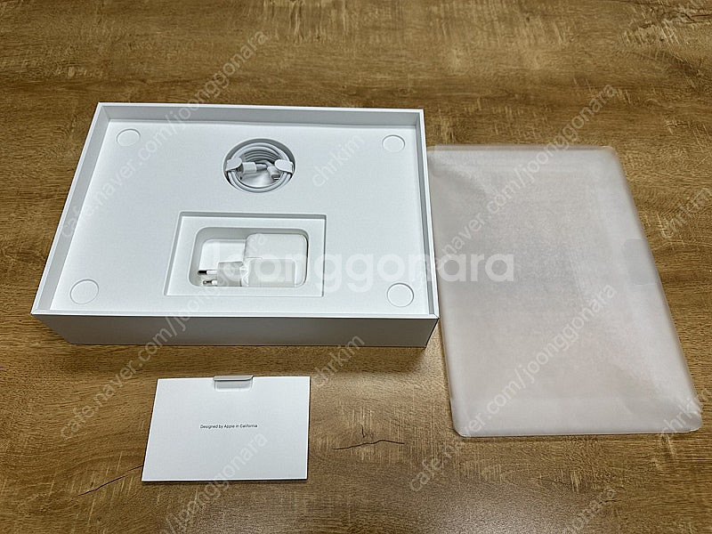 맥북에어 M1 13인치 16GB 1TB 골드 신품급 박...--2