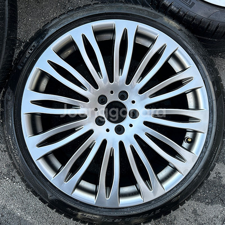 벤츠 20인치 S560 마이바흐 정품 휠타이어 세트 팔...--4