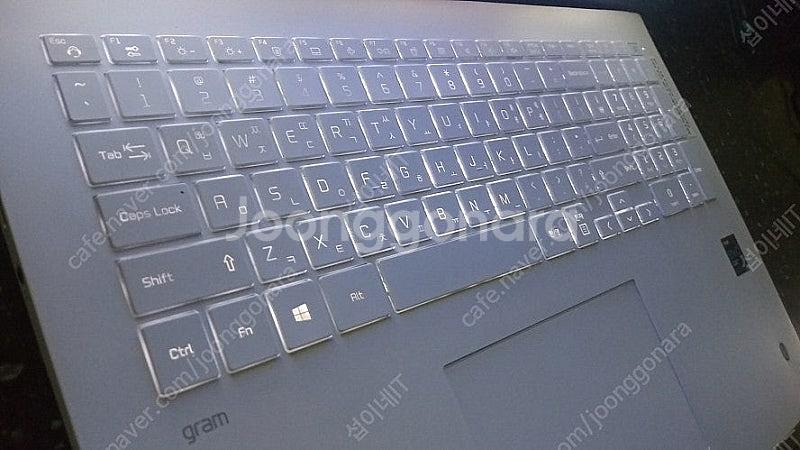 [판매]LG 17Z90P 고성능 화이트 그램/17인치,...--5