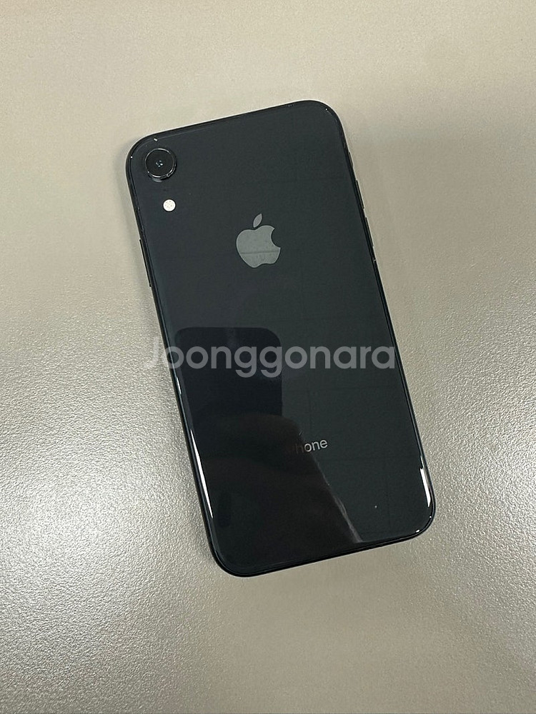 아이폰XR 64기가 블랙색상 배터리 80% 상태좋은단말...--1