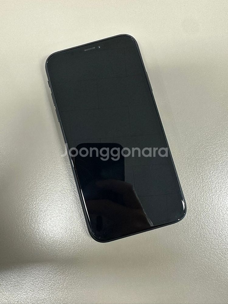 아이폰XR 64기가 블랙색상 배터리 80% 상태좋은단말...--4