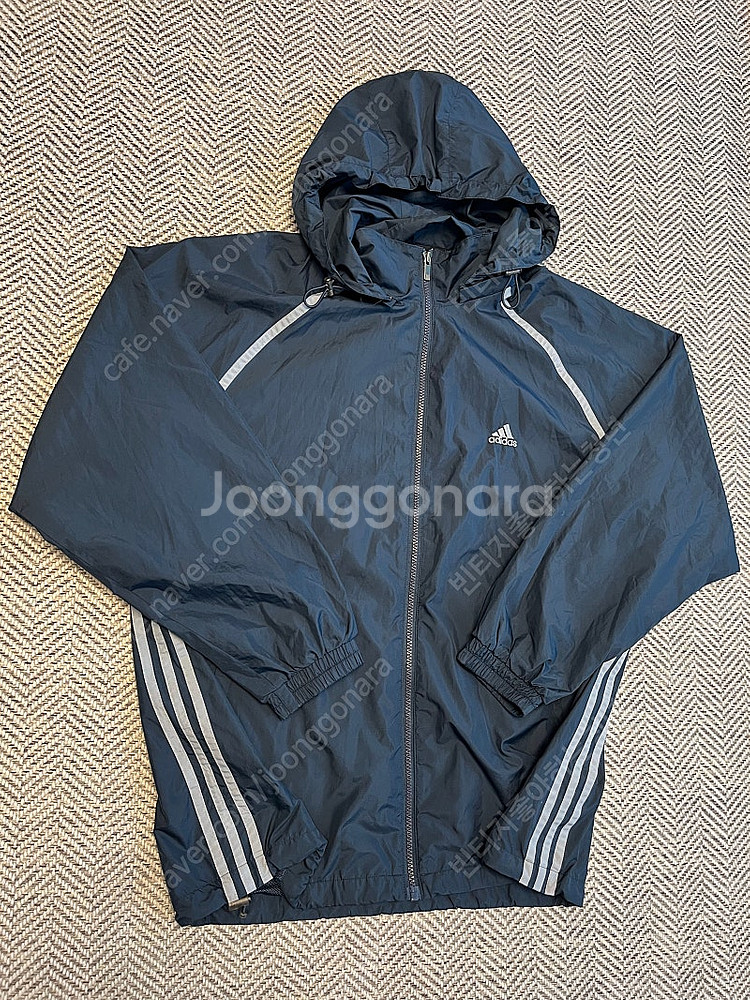 아디다스 빈티지 바람막이 (100 size)--1
