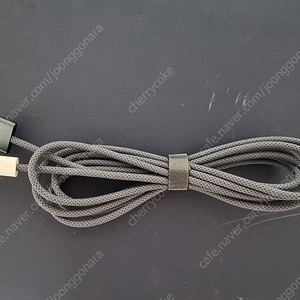 애플 맥세이프 3 USB-C-MagSafe3 패브릭 소재 케이블 2m 미드나이트 색상 팝니다.