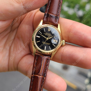 [정품] 롤렉스 여성용 데이저스트 블랙 버건디스트렙 옐로우골드 18K 올금통 (Rolex Datejust Black Dial 18K Solid Gold Women's)