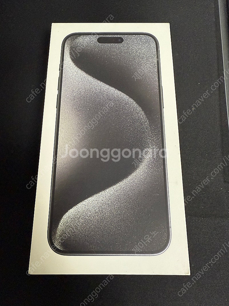 아이폰 15 프로맥스 256기가 블랙티타늄 판매합니다.--2