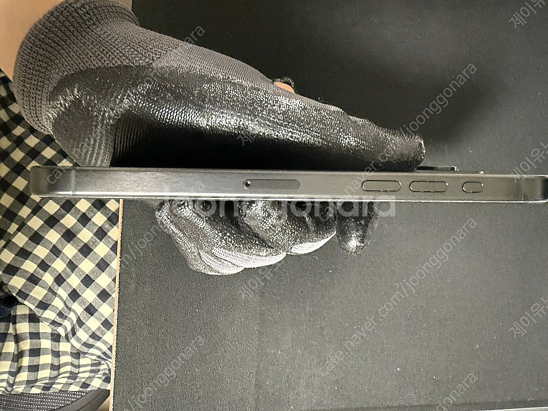 아이폰 15 프로맥스 256기가 블랙티타늄 판매합니다.--6