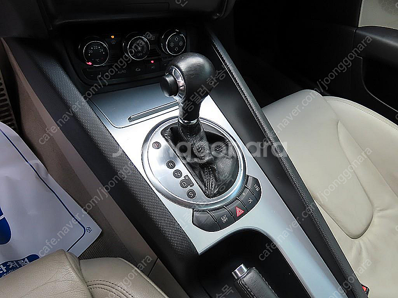 아우디뉴TT 2.0 TFSI 쿠페중고차 할부 리스 카드...--9