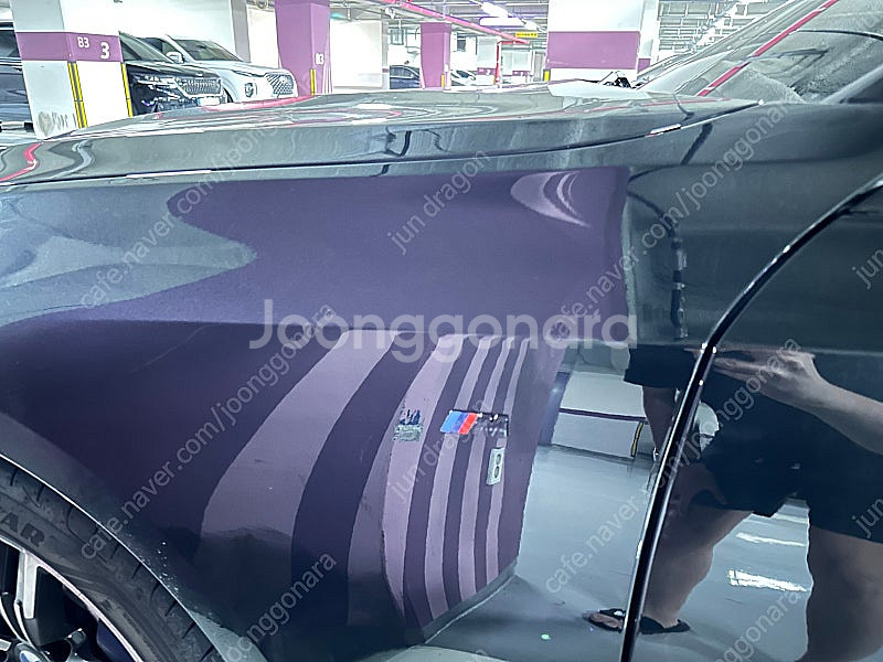 bmw 정품 휀다 m로고 엠블럼 2개 판매합니다--1