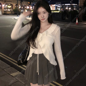 leeds(리즈 더위시) senne ruffle cardigan (ivory) 센느 러플 가디건 아이보리