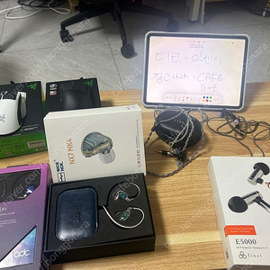 바브삼,데브삼,qdc uranus , nx7 mk4 , final e5000 , ie200 , 호라이즌2 , hc3 아스텔앤컨