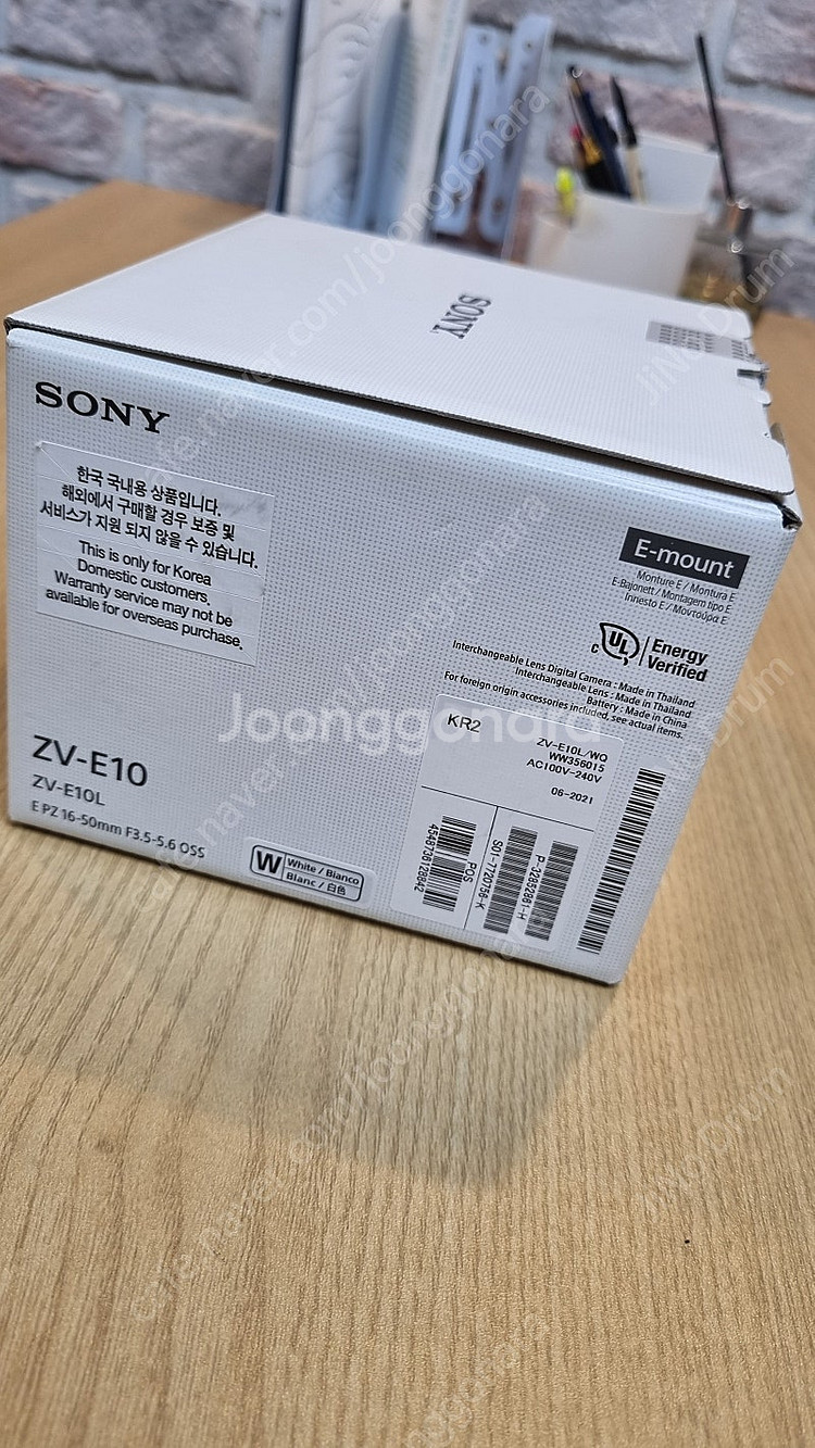 소니 ZV-E10 렌즈 16-50 베터리 2개추가--7