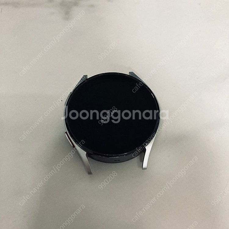 갤럭시 워치4 실버 40MM 깔끔한기기 케이블포함 5만...--0