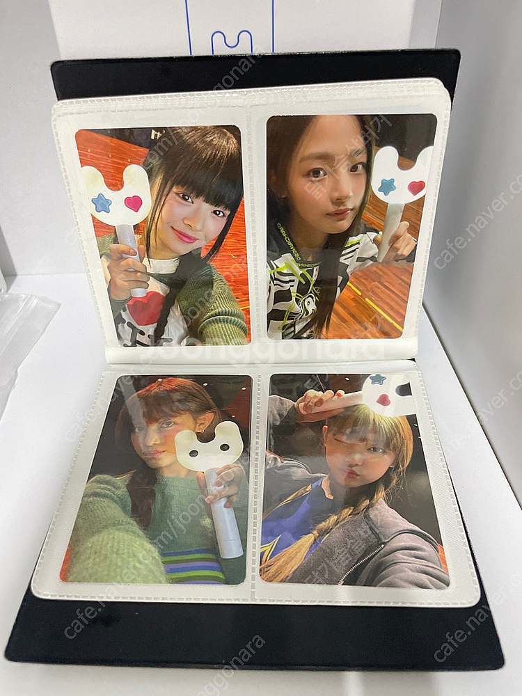 뉴진스 응원봉, 버니즈캠프, 버니랜드 굿즈 모든 포카 ...--2